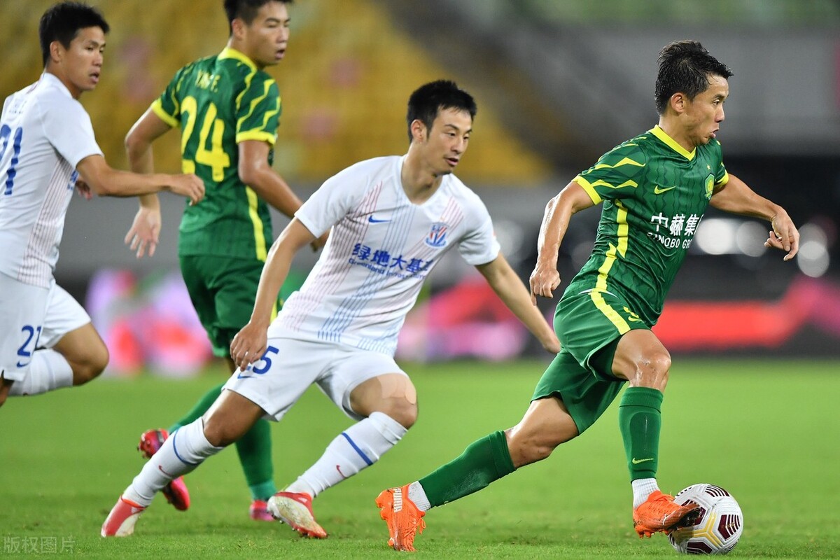 国家队阵型及战术特点,战术打法上的一个误区