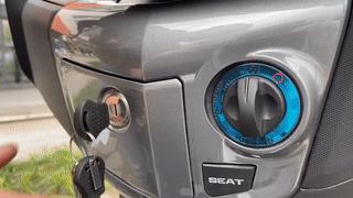 油箱17升续航可达400公里,最佳国产踏板摩旅车