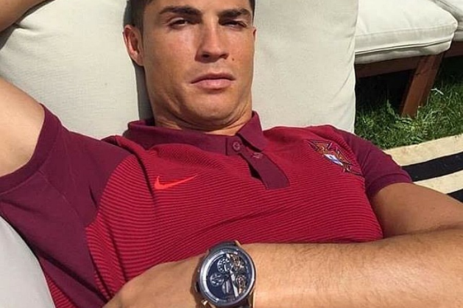 13位体坛巨星戴什么手表？库里最雅，拳王最豪，乔丹随意