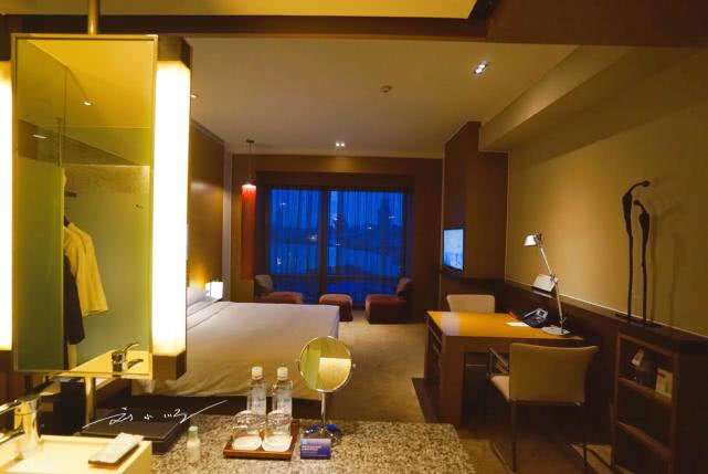 上海旅游外滩五星酒店,上海可看外滩和东方明珠的酒店