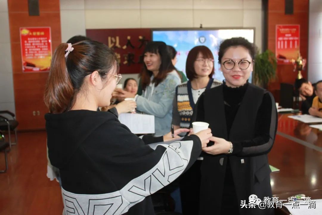 以问题为导向的班主任沙龙,新学期班主任沙龙主题同心同行