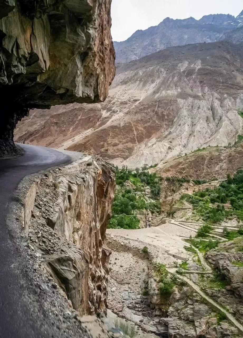 12条最美自驾线路,最美7条自驾游公路线路