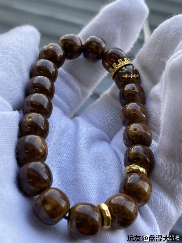 高格调手腕配饰,秋季时尚小配饰