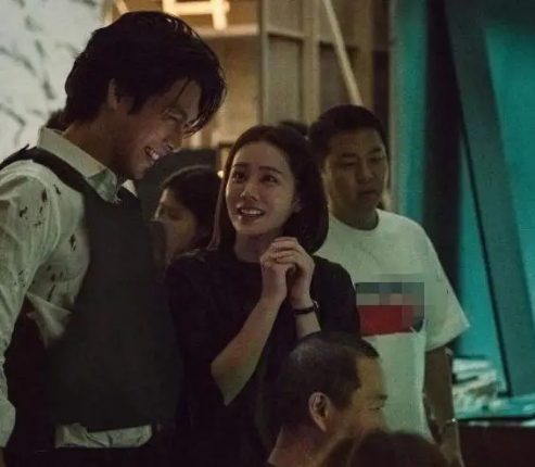 玄彬孙艺珍4次否认恋情,玄彬孙艺珍私下甜蜜瞬间