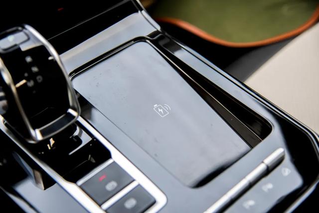 瑞虎7和瑞虎8车身强度哪个好,瑞虎8和瑞虎7哪个省油