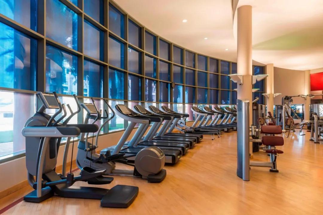 阿布扎比沙漠野奢水疗度假酒店,阿布扎比喜来登酒店