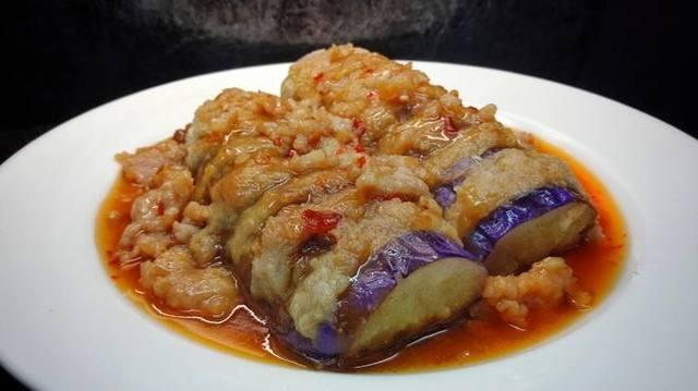 金针菇炒肉湘菜的家常做法,竹笋金针菇炒肉的做法