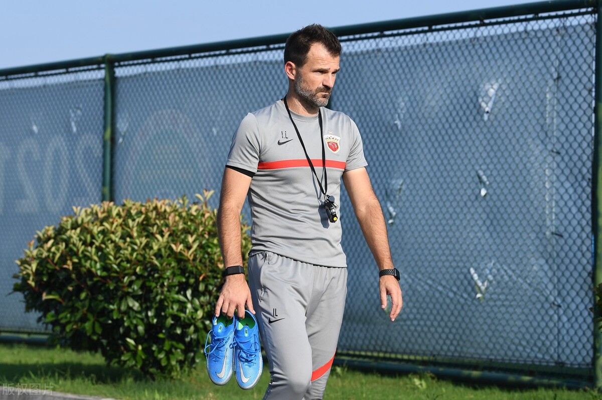 中超上港今日消息,中超新消息胡尔克