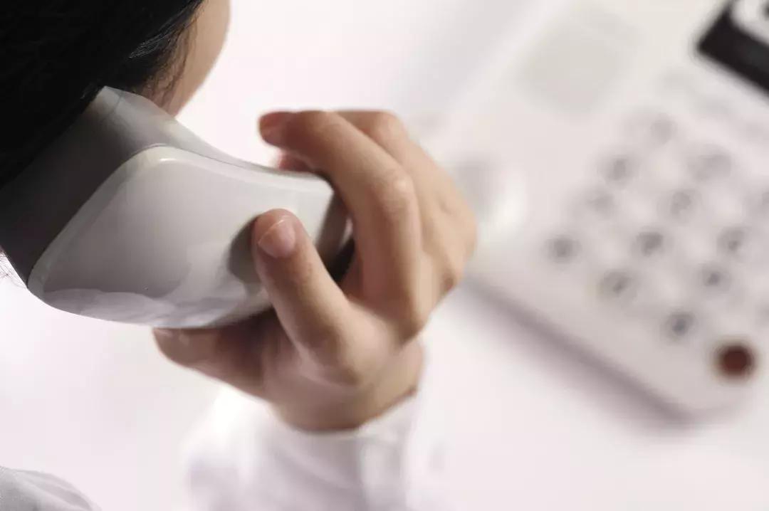 骚扰电话源头是什么公司,记者揭秘骚扰电话源头