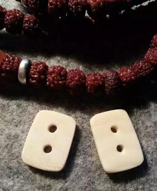 藏式老型佛珠的形制,藏式的佛珠