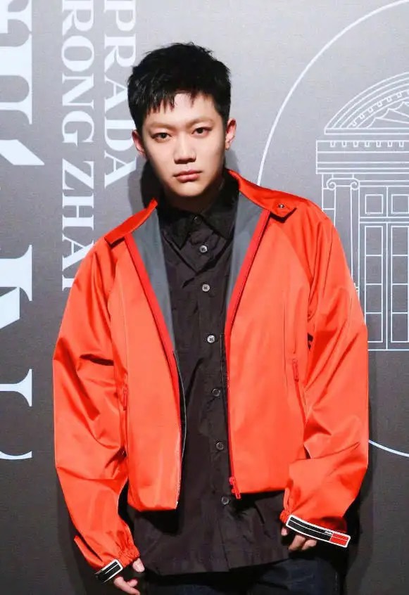 李小璐和PGone跳同款舞引争议，PGone发文辟谣，是谁在蹭热度么？