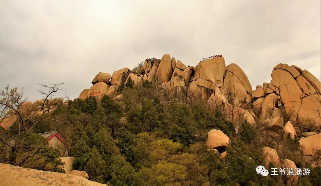 邹城峄山石头怎么形成的,峄山的石头是怎么形成