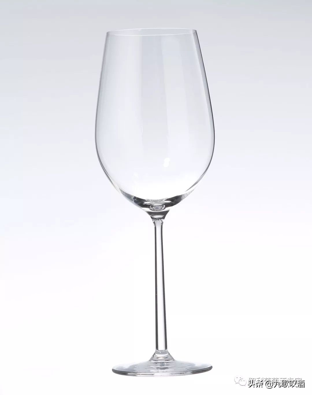 那个带唇印的红酒杯是什么杯？看完你就是朋友圈最懂葡萄酒杯的人