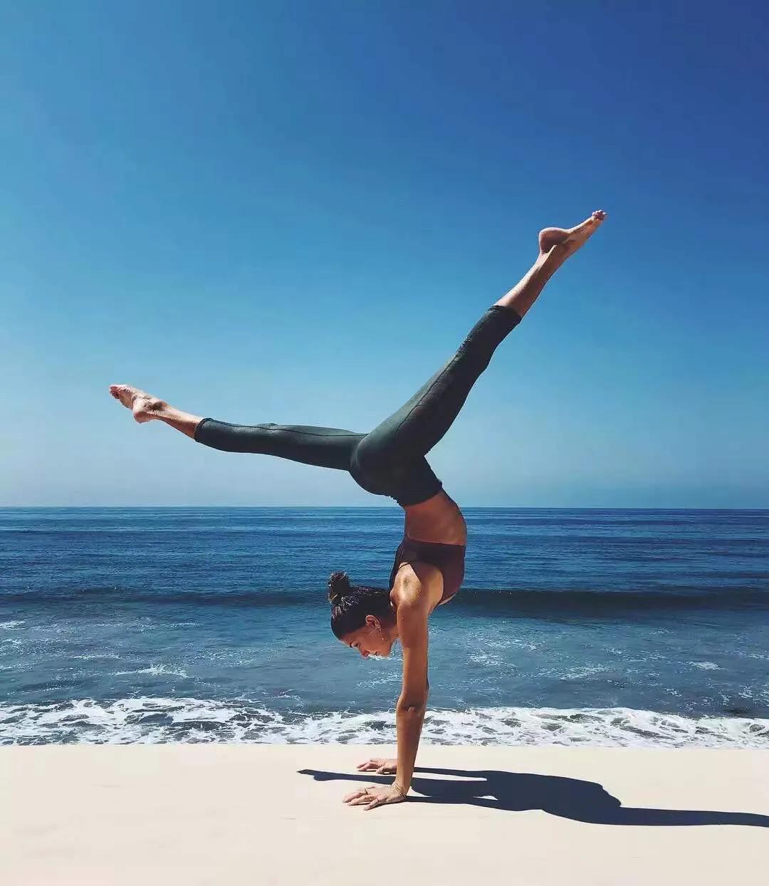 澳洲健身美女 (澳大利亚最美健身女神)