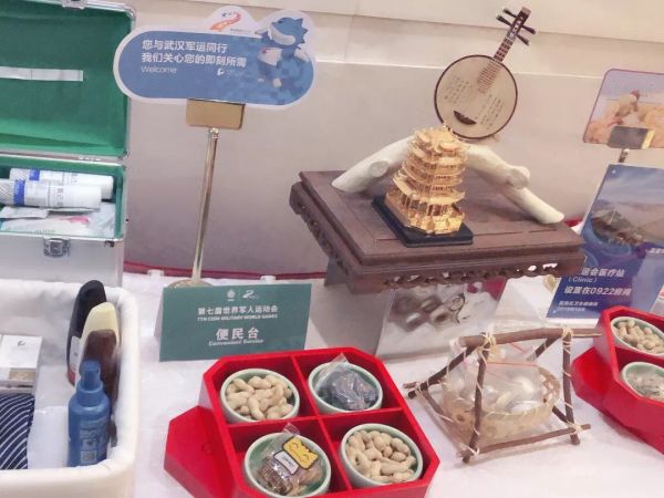 军运会世界各地军人,军运会给外国人的印象