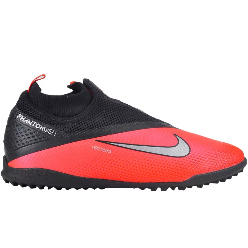 如何找到适合自己脚型的足球鞋,怎么选择合适自己脚的足球鞋