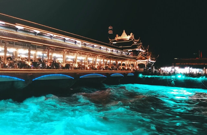 国家地理评选一生必去的50个城市,国家地理评选中国必去的50个地方