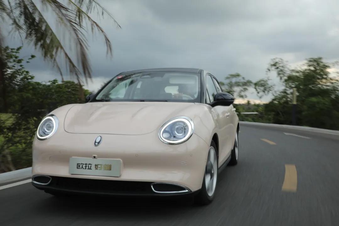 欧拉好猫试驾视频完整版,全新欧拉好猫女士的杀手锏