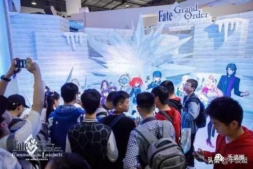 从同人奇迹到战斗力最强的二次元游戏，月世界下的作品有多骚气？