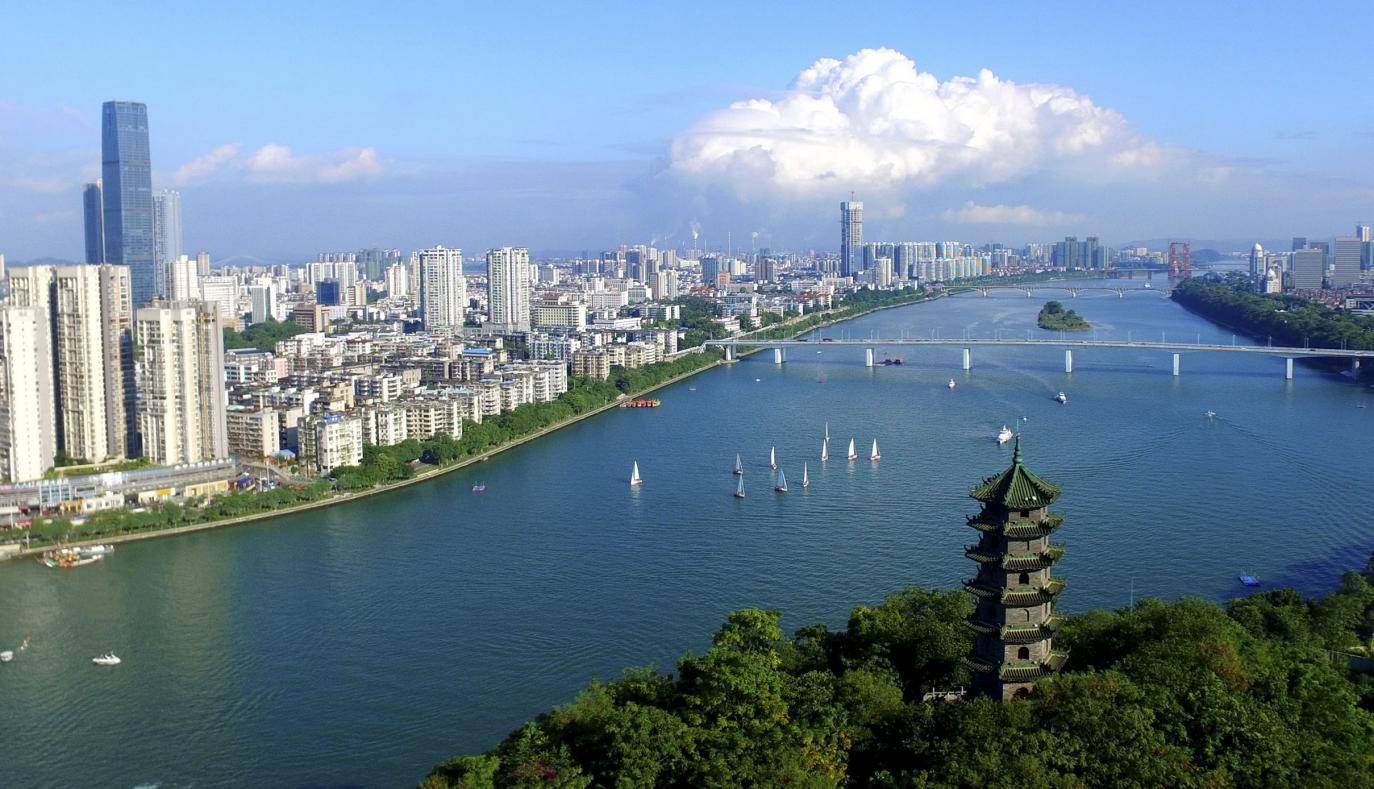 传说中的柳州螺蛳粉,特点小吃正宗柳州螺蛳粉