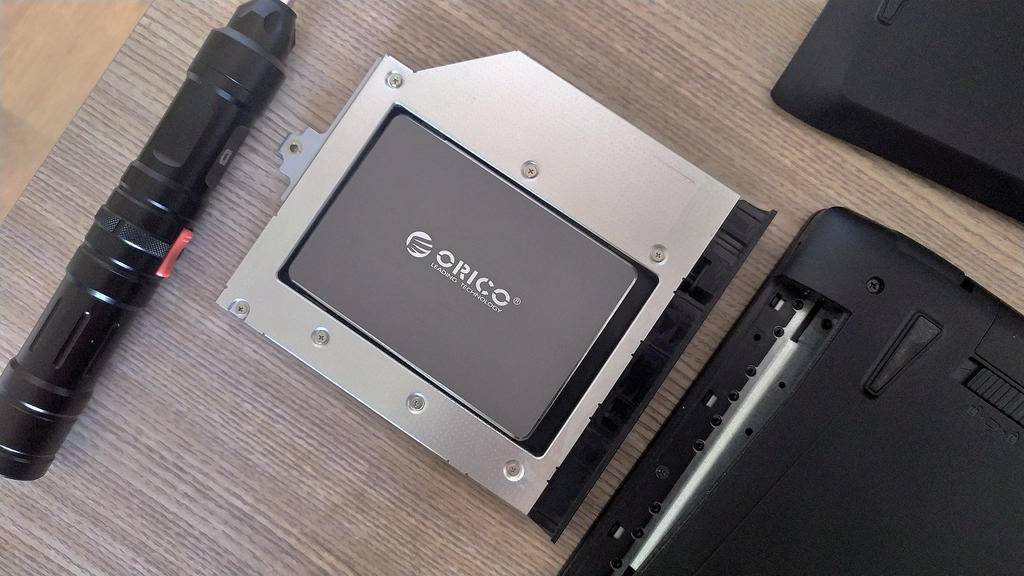 老笔记本换固态硬盘bios设置,迅龙固态硬盘套装测评