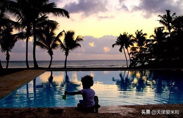 1岁的Stormi有主题乐园，7岁小七做spa，星二代究竟多烧钱？