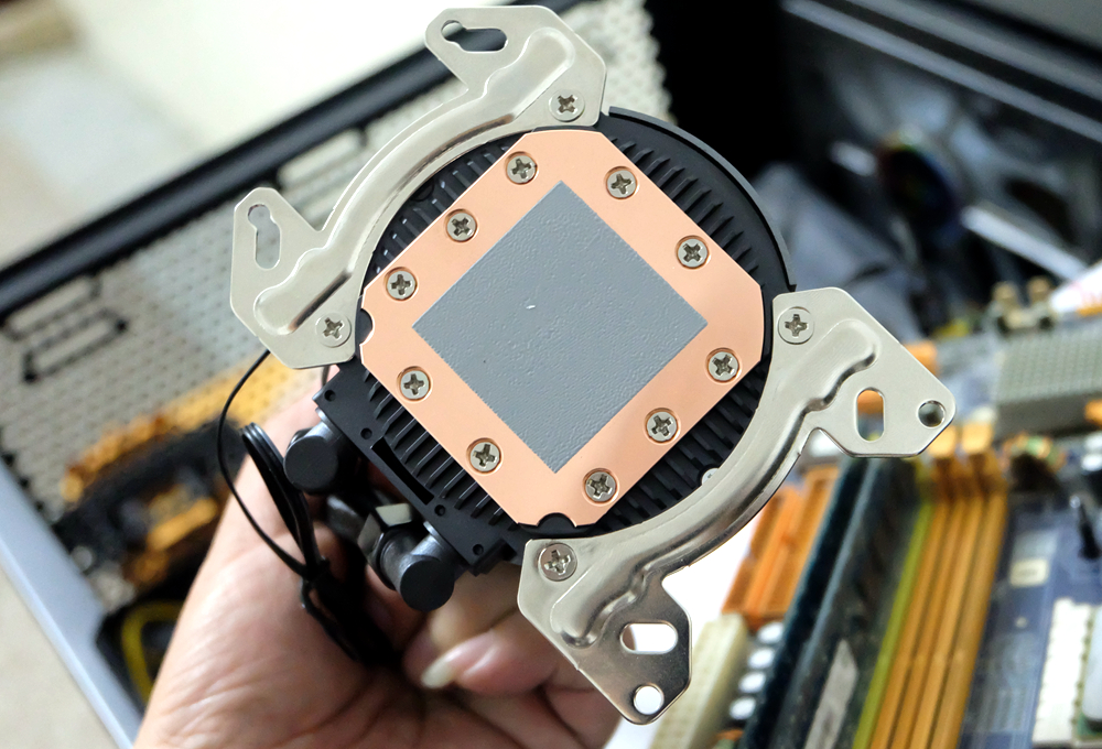 九州风神堡垒240能压住i712700k吗,九州风神堡垒240能压住i59600k吗