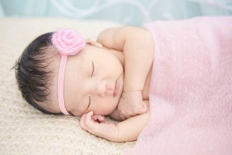 新生儿剃胎毛头发会变浓密,胎毛真的会越剃越浓密吗