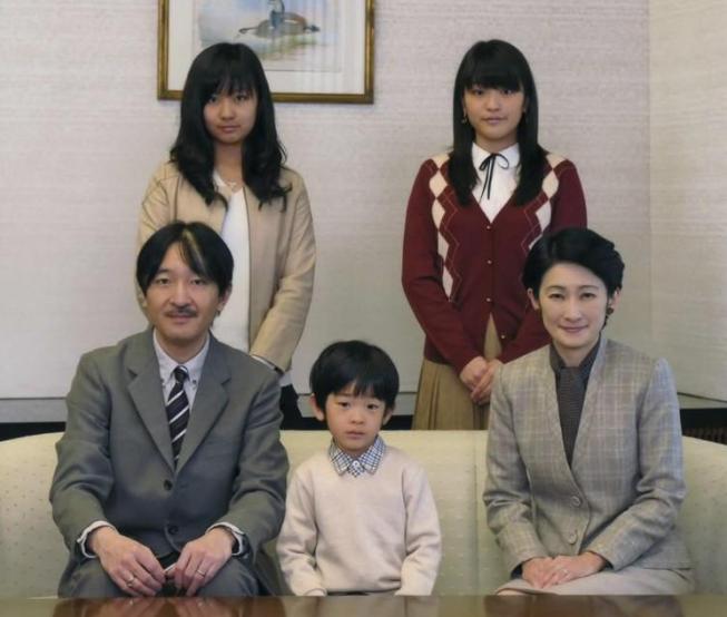 雅子成为太子妃不容易，因身高超过1米62，所以被日本皇室嫌弃