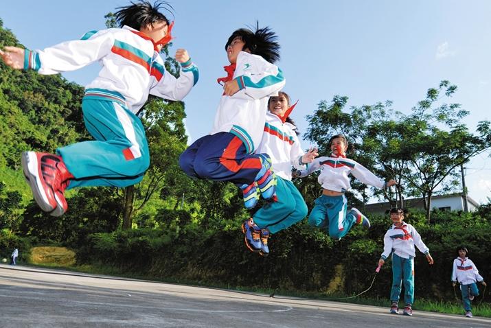 孩子出现这三种表现说明在长高,出现这四种情况说明孩子长高了