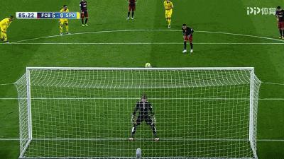 内马尔罚任意超燃图片高清图文,内马尔罚点球动作德国