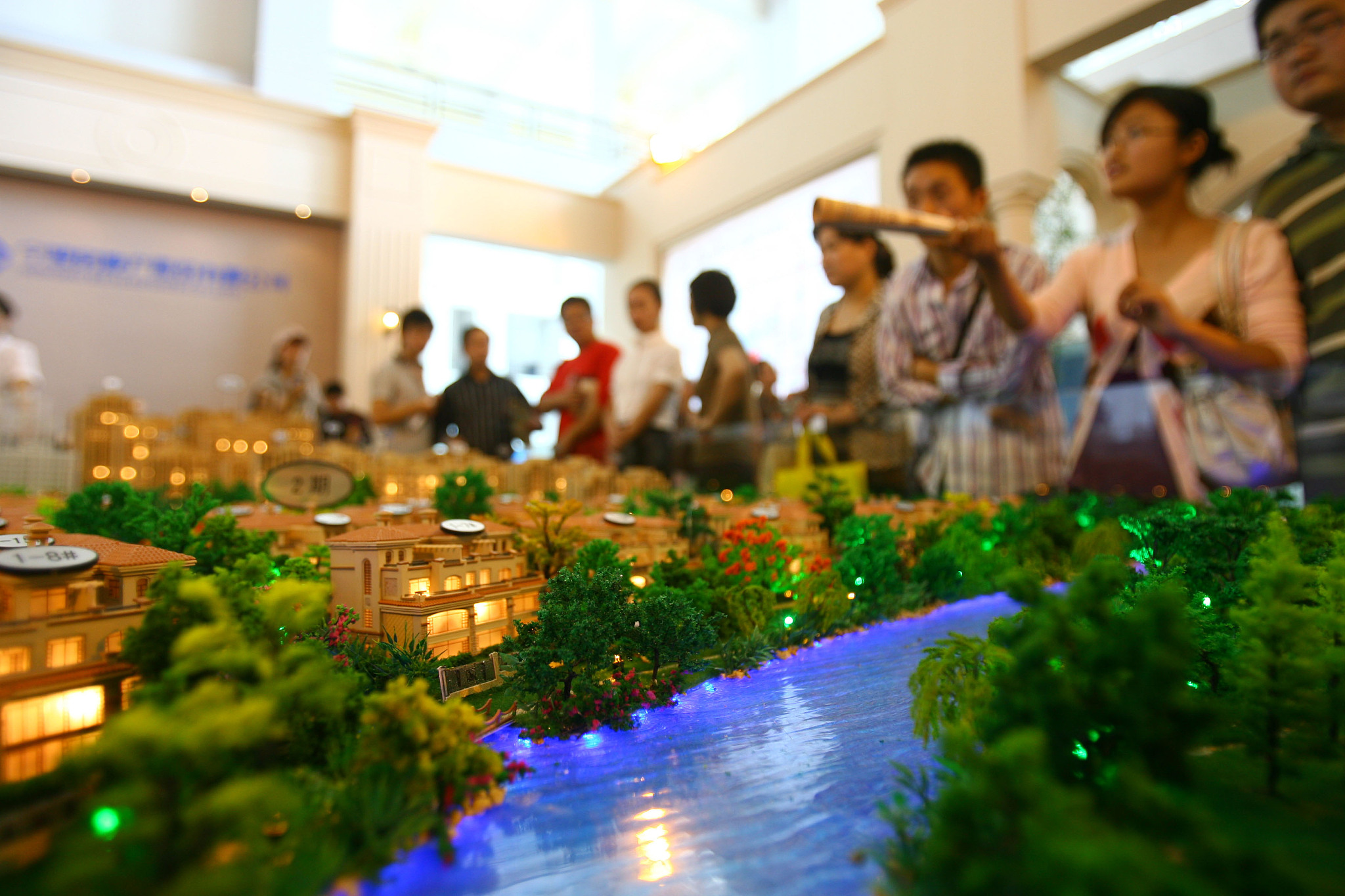 房企为什么不拿地,房企为什么疯狂拿地不怕卖不出去