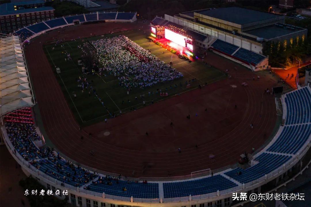 梦幻光雾山夜景演出,梦幻光影星空馆