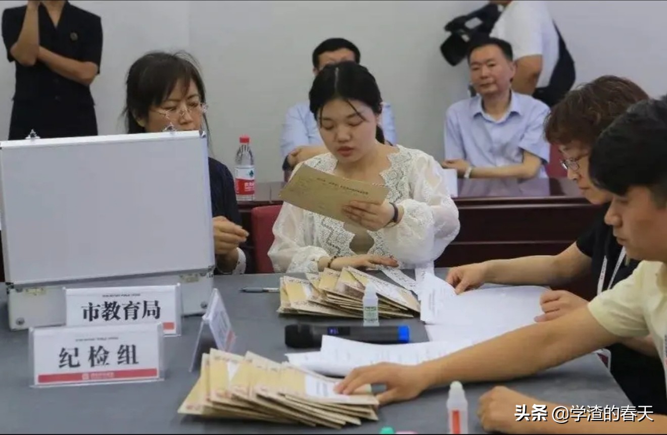 成人学历与普通本科的区别,成人学历和大专学历