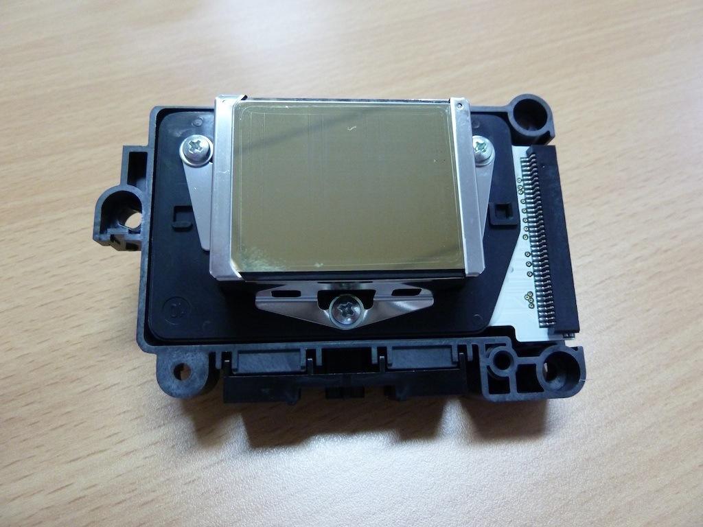 uv打印机怎么选购喷头,小型uv打印机喷头选择