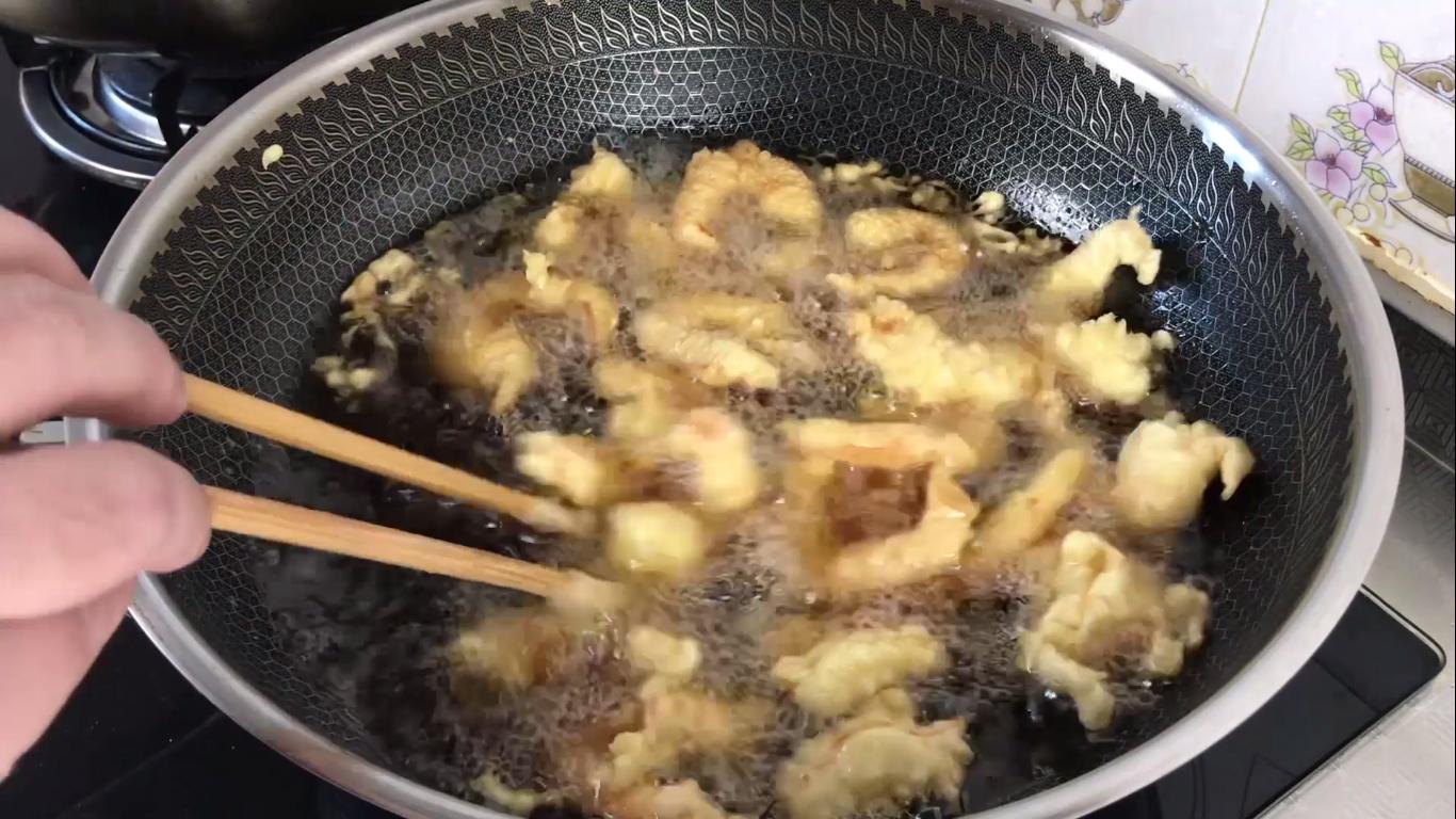 虾仁这样做香酥美味吃着超过瘾,虾仁这样做营养又美味家人都爱吃