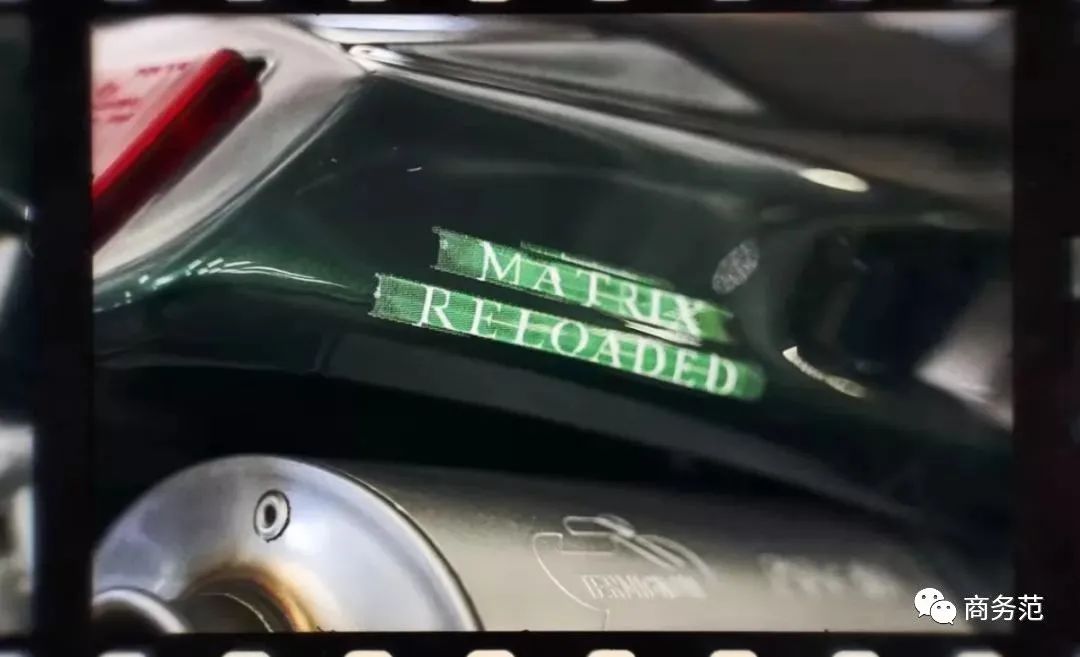 基努里维斯爱上一个流浪汉的电影,基努里维斯40岁