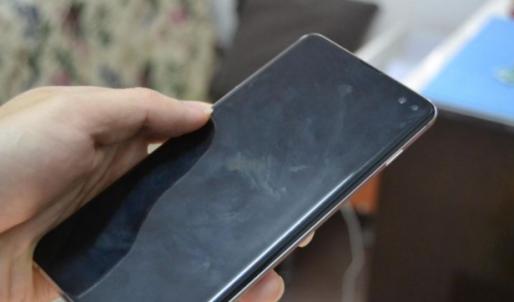 曲面手机钢化膜和软膜哪个更好,曲面屏手机钢化膜贴膜神器