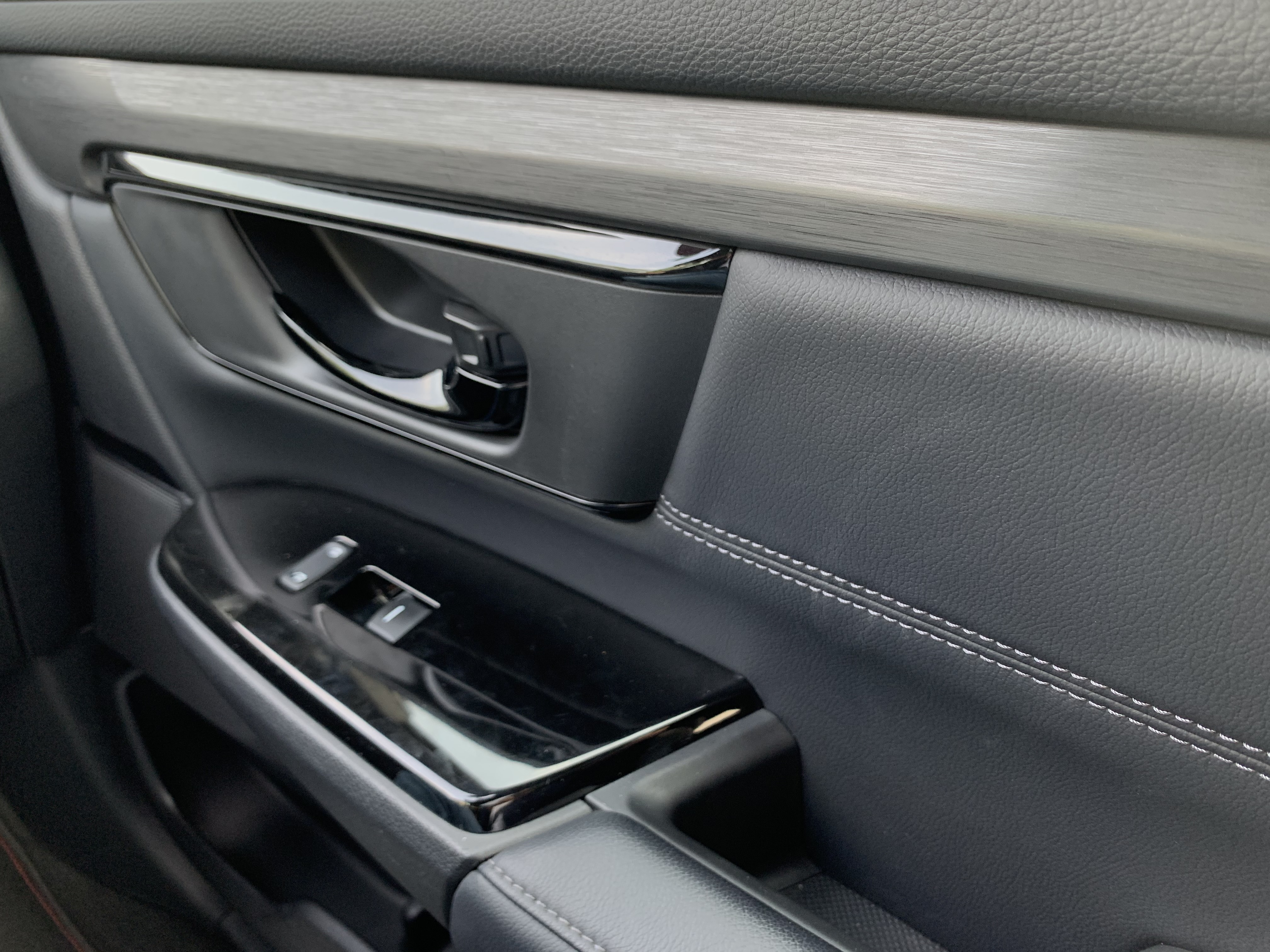 皓影锐混动如何操作最省油,锐混动皓影驾驶感受