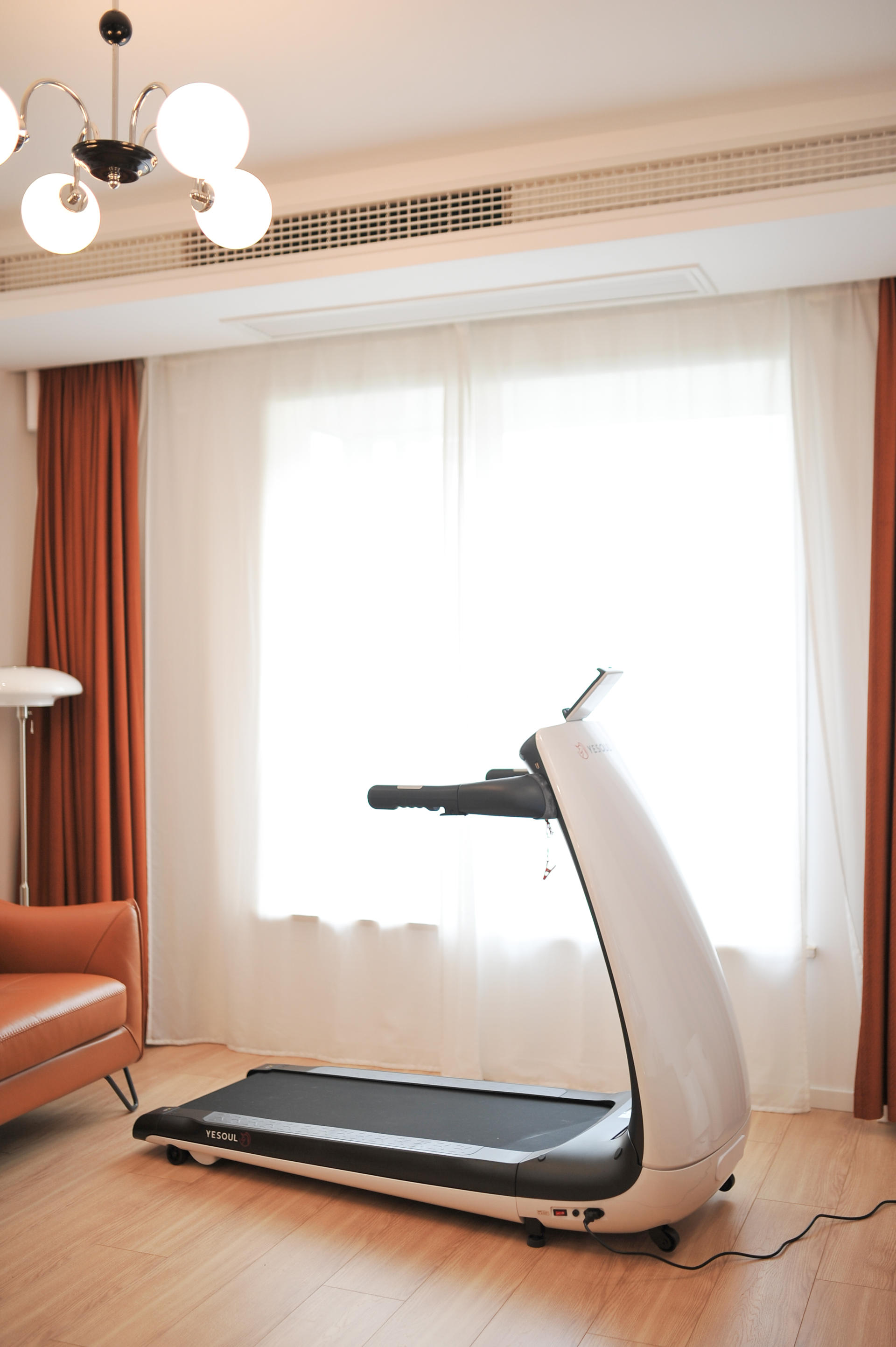 为什么不推荐家用跑步机,家用跑步机到底有没有必要