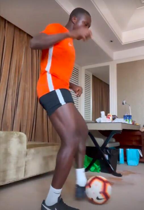 埃弗拉武汉卓尔训练,埃弗拉训练武汉卓尔