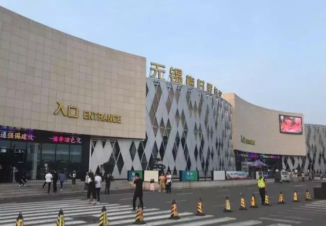 服务区夜间女性专用停车位是什么,无锡市政府开放停车位