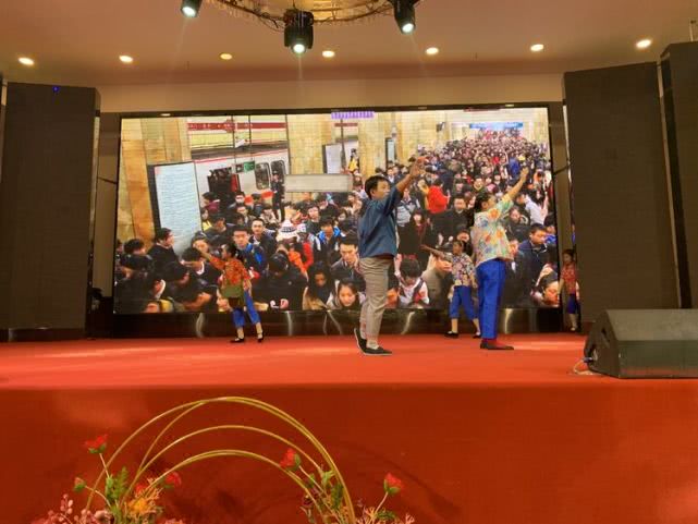 回首过去勠力同心展望未来,回首共同奋斗历程