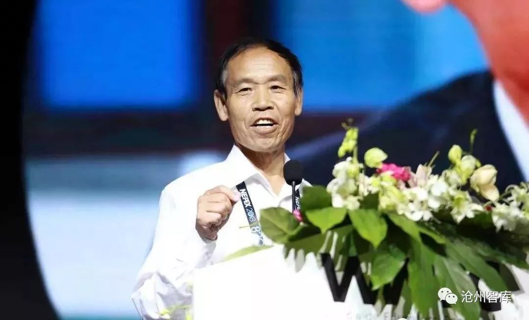 适应新课改下的青年教师培养研究,如何加强青年教师培养