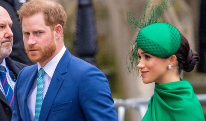 哈里梅根坚持不放弃王室,哈里梅根退出皇室后首次公开亮相