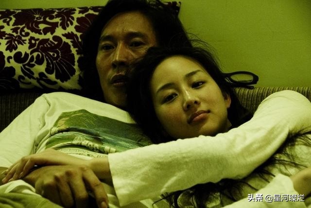 拍了5小时的床戏，播出时竟只有10秒，网友：说好的全裸戏呢？