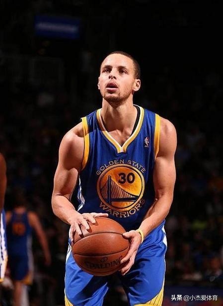 库里是战术核心,库里带来的战术体系的变化