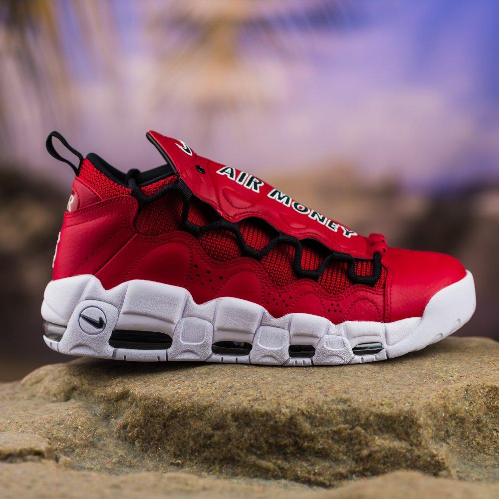 本命年要穿红色的鞋么,本命年适合买什么鞋