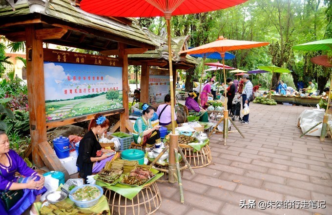 西双版纳泼水节攻略,西双版纳傣族泼水节和广西泼水节