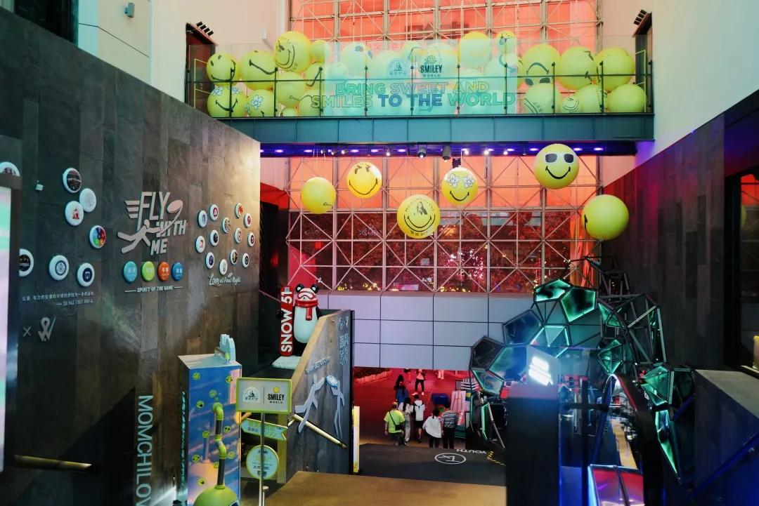 别争了，这条马路才是魔都内卷之王